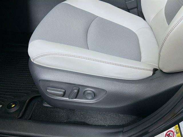 2019 Toyota RAV4 Vehicle Photo in Flemington, NJ 08822
