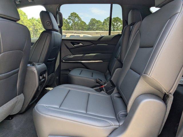 2025 Chevrolet Traverse Vehicle Photo in BRUNSWICK, GA 31525-1881