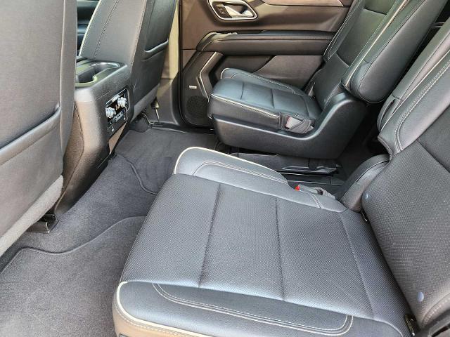 2022 GMC Yukon Vehicle Photo in DENTON, TX 76210-9321