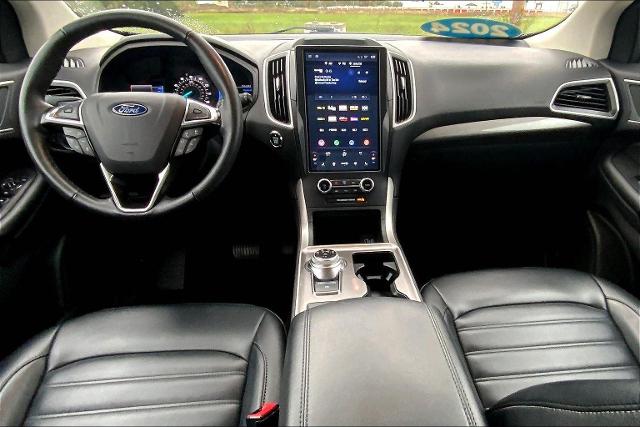 2024 Ford Edge Vehicle Photo in TOPEKA, KS 66609-0000