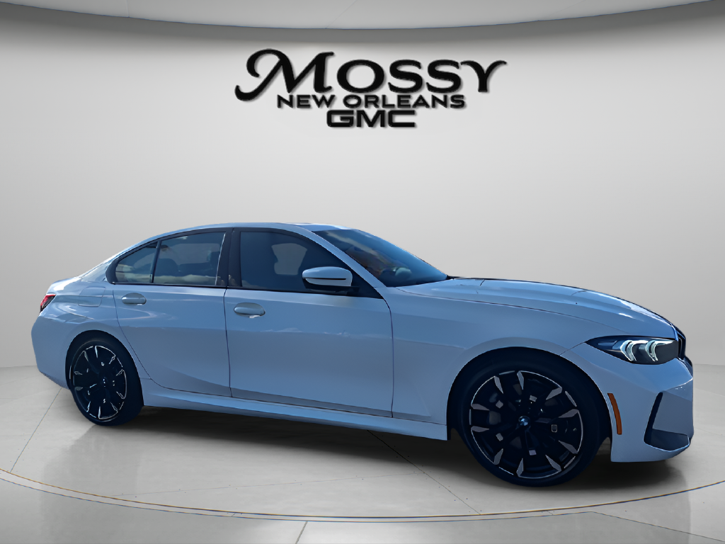 2026 BMW 3 Series photo 3 of 29