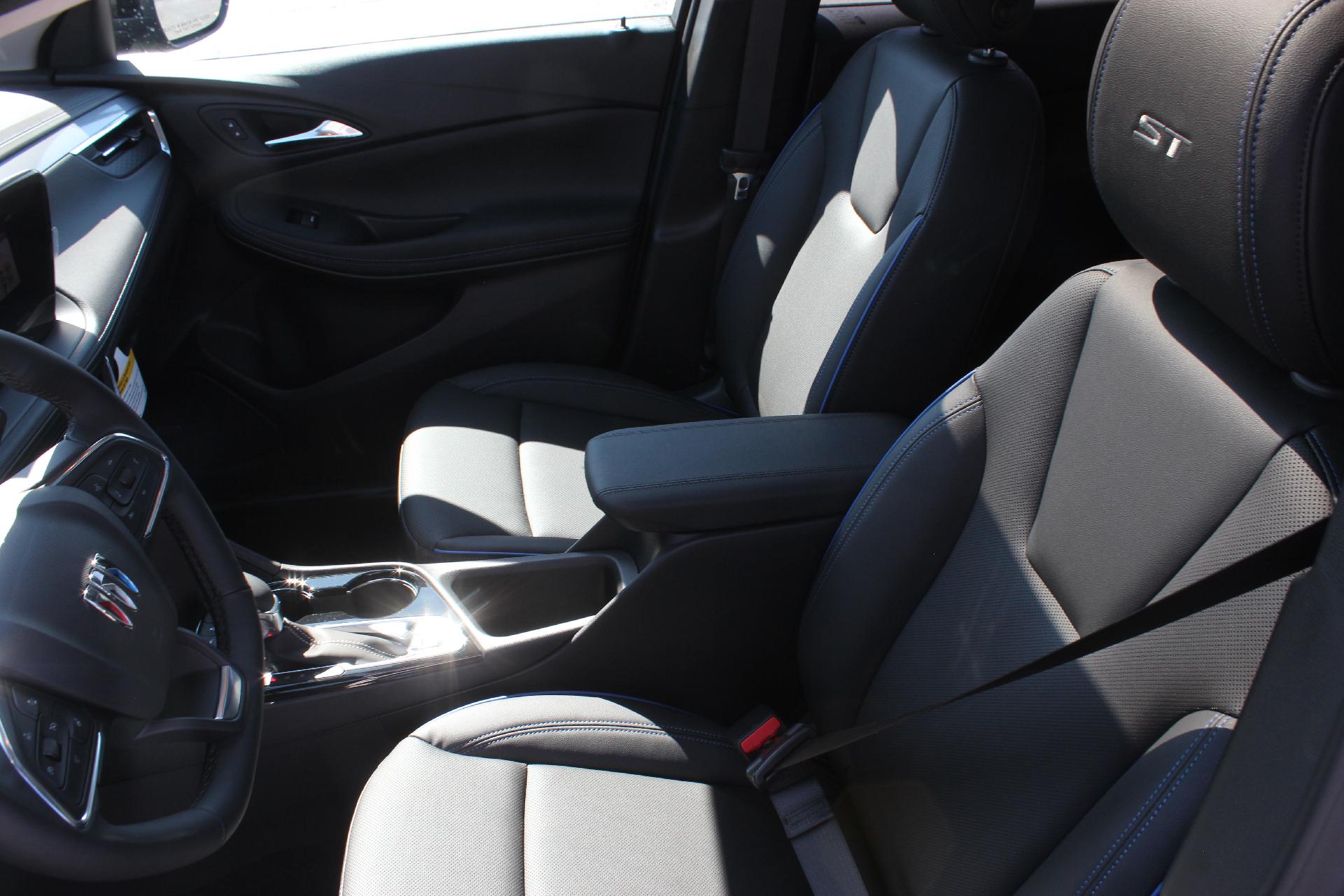 2026 Buick Encore GX Vehicle Photo in AURORA, CO 80012-4011