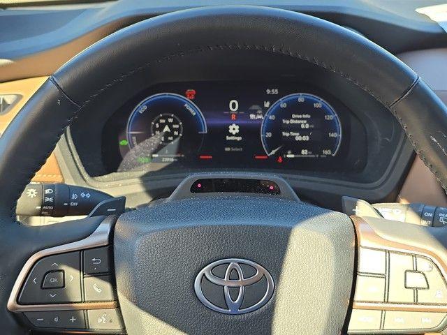 2024 Toyota Grand Highlander Vehicle Photo in Pleasant Hills, PA 15236