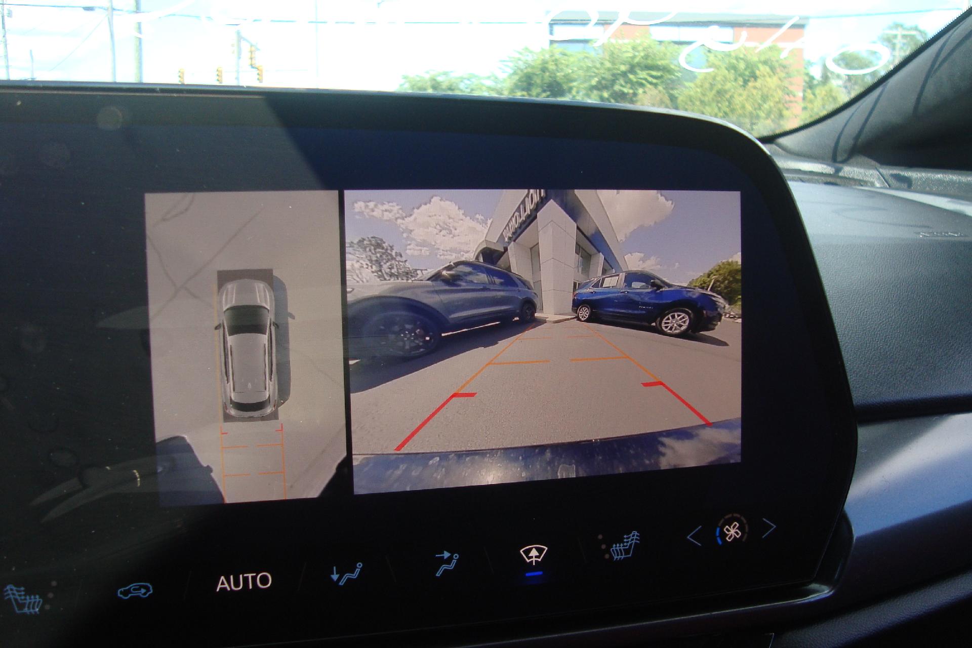 2025 Chevrolet Equinox EV Vehicle Photo in PORTSMOUTH, NH 03801-4196