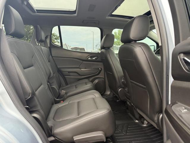 2017 GMC Acadia Vehicle Photo in COLUMBIA, MO 65203-3903