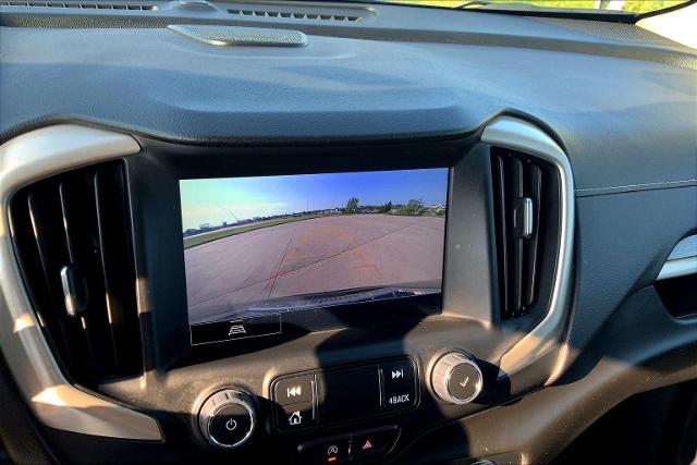 2022 GMC Terrain Vehicle Photo in TOPEKA, KS 66609-0000