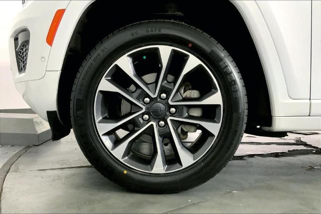 2022 Jeep Grand Cherokee Vehicle Photo in Kansas City, MO 64114