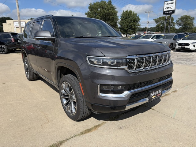  2022 Jeep Grand Wagoneer Series III 4WD   