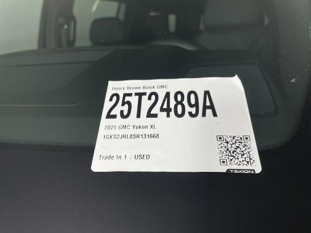 2025 GMC Yukon XL Vehicle Photo in GILBERT, AZ 85297-0402