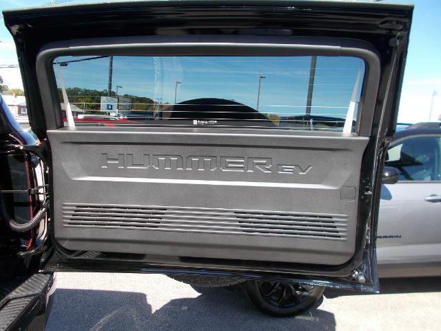 2026 GMC HUMMER EV SUV Vehicle Photo in LOWELL, MA 01852-4336