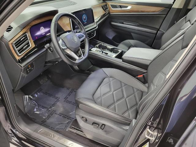 2024 Volkswagen Atlas Vehicle Photo in NEENAH, WI 54956-2243