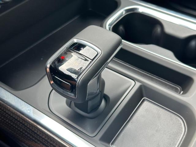 2025 Chevrolet Silverado 1500 Vehicle Photo in COLUMBIA, MO 65203-3903