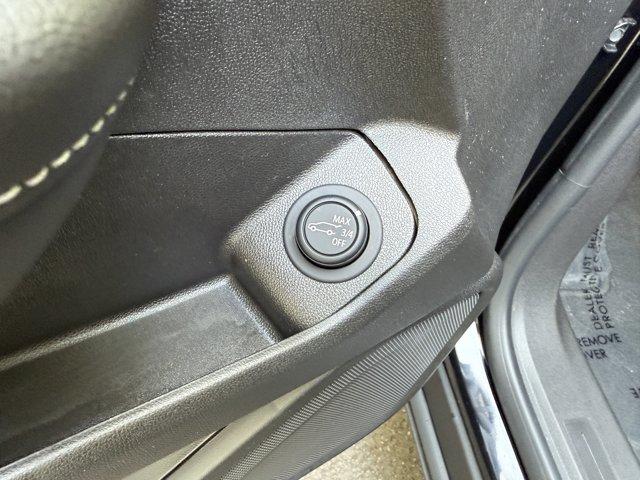 2022 GMC Terrain Vehicle Photo in LEOMINSTER, MA 01453-2952