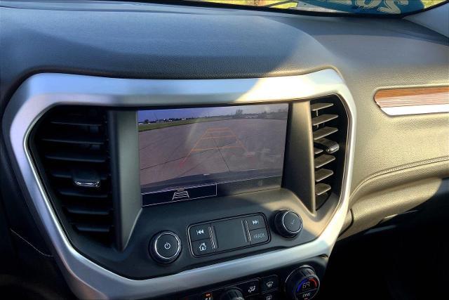 2022 GMC Acadia Vehicle Photo in TOPEKA, KS 66609-0000