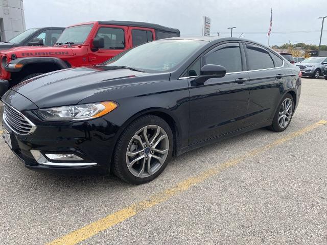 2017 Ford Fusion Vehicle Photo in Cedar Rapids, IA 52402