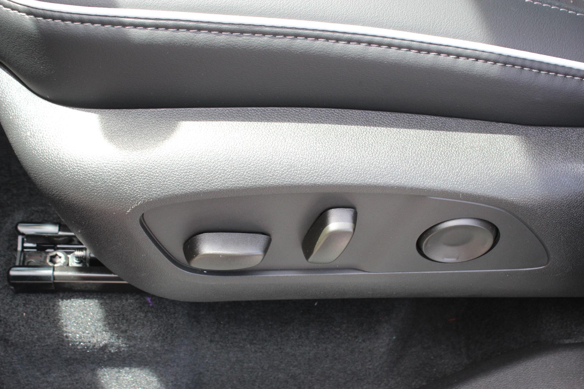 2026 Buick Enclave Vehicle Photo in AURORA, CO 80012-4011