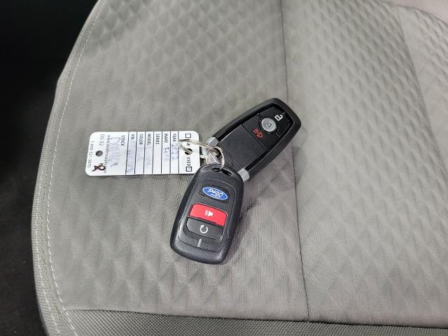 2022 Ford Escape Vehicle Photo in NEENAH, WI 54956-2243