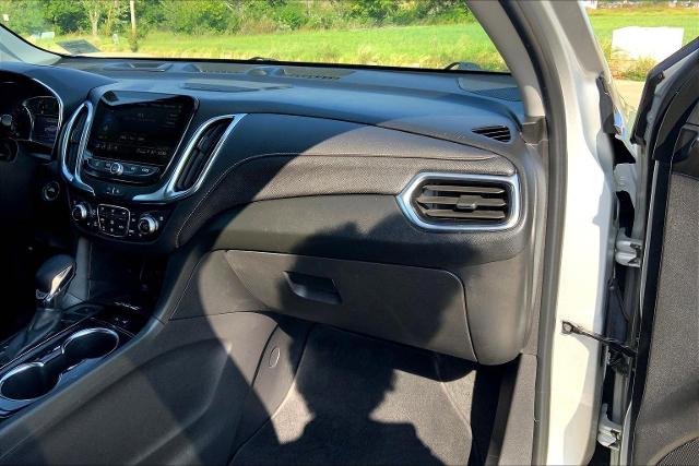 2022 Chevrolet Equinox Vehicle Photo in TOPEKA, KS 66609-0000