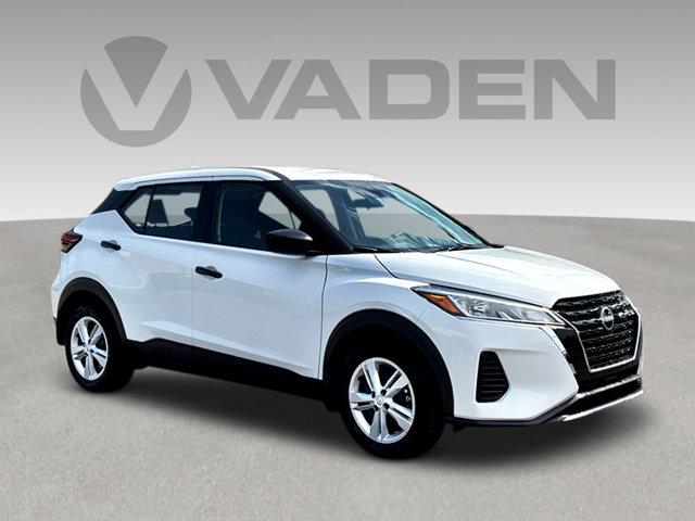 2025 Nissan Kicks Play Vehicle Photo in Savannah, GA 31419