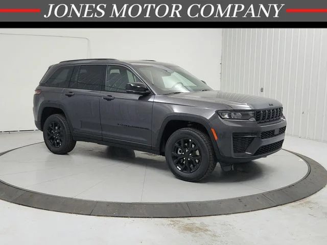 2026 Jeep Grand Cherokee Vehicle Photo in Savannah, TN 38372