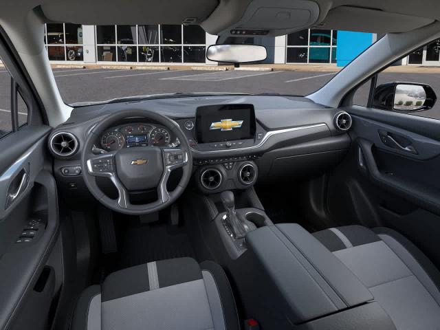 2025 Chevrolet Blazer Vehicle Photo in MOON TOWNSHIP, PA 15108-2571