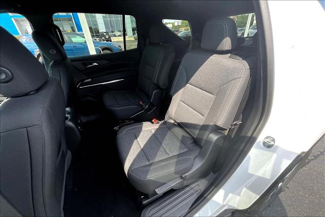 2025 Chevrolet Traverse Vehicle Photo in TOPEKA, KS 66609-0000