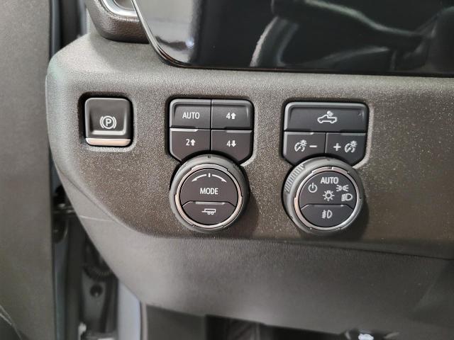2024 Chevrolet Silverado 1500 Vehicle Photo in NEENAH, WI 54956-2243