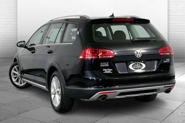 2017 Volkswagen Golf Alltrack Vehicle Photo in INDEPENDENCE, MO 64055-1377