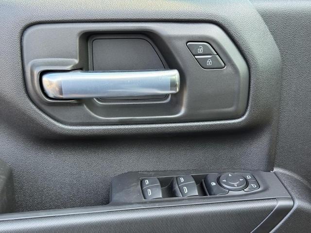 2025 GMC Sierra 2500 HD Vehicle Photo in COLUMBIA, MO 65203-3903