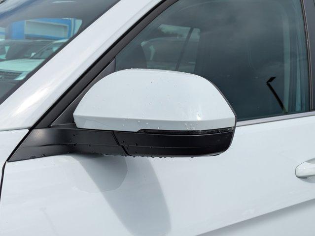 2024 Volkswagen Atlas Vehicle Photo in BRUNSWICK, GA 31525-1881