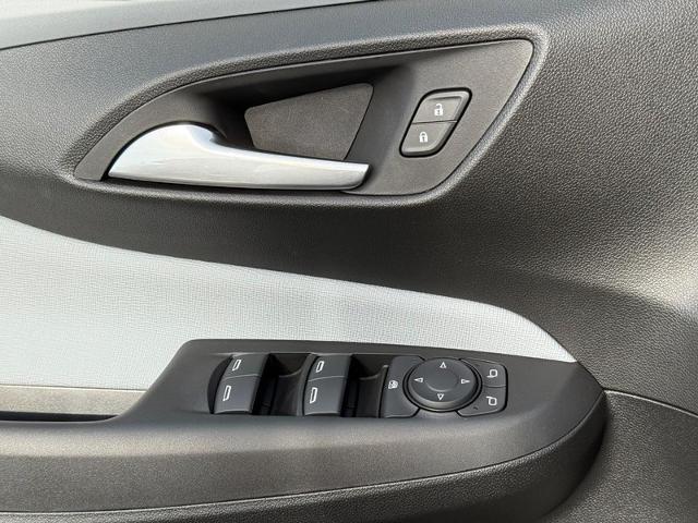 2025 Buick Envista Vehicle Photo in COLUMBIA, MO 65203-3903