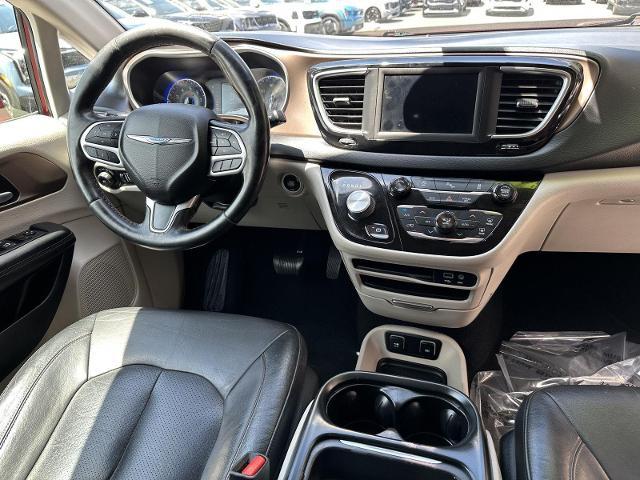 2019 Chrysler Pacifica Vehicle Photo in Tucson, AZ 85712