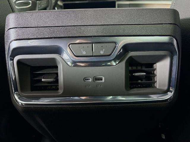 2025 GMC Sierra 2500 HD Vehicle Photo in PUYALLUP, WA 98371-4149