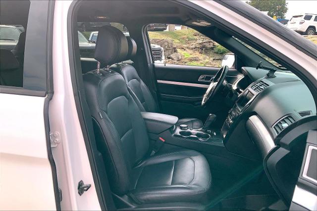 2016 Ford Explorer Vehicle Photo in KANSAS CITY, MO 64114-4502