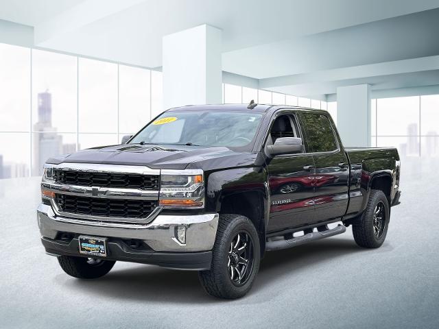 2017 Chevrolet Silverado 1500 Vehicle Photo in MEDFORD, NY 11763-0000