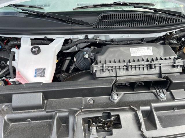 2025 Chevrolet Express Cargo 2500 Vehicle Photo in SAINT CLAIRSVILLE, OH 43950-8512