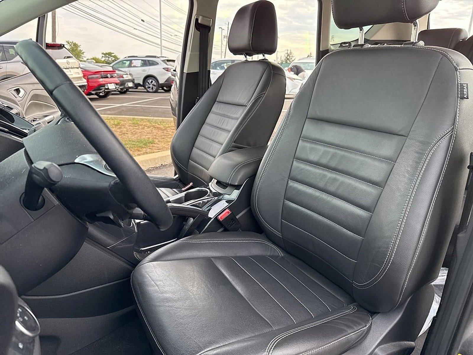 2015 Ford Escape Vehicle Photo in Harrisburg, PA 17111