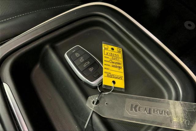 2021 Chrysler Voyager Vehicle Photo in INDEPENDENCE, MO 64055-1314