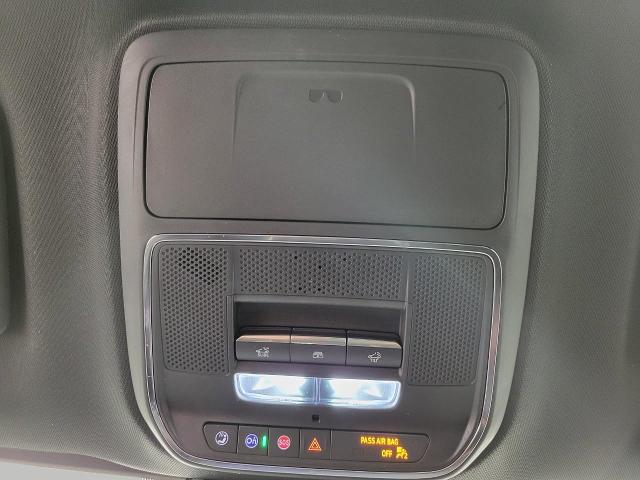 2024 Chevrolet Traverse Vehicle Photo in NEENAH, WI 54956-2243