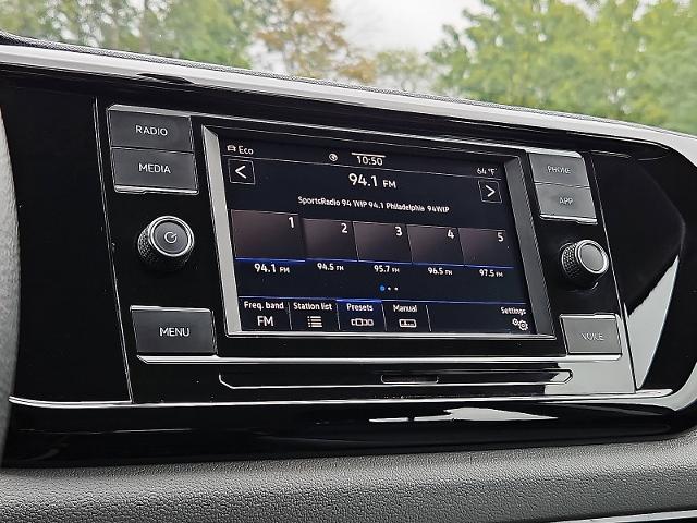 2022 Volkswagen Taos Vehicle Photo in TREVOSE, PA 19053-4984