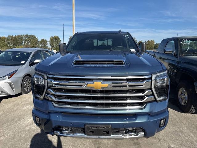 2024 Chevrolet Silverado 3500 HD Vehicle Photo in PUYALLUP, WA 98371-4149