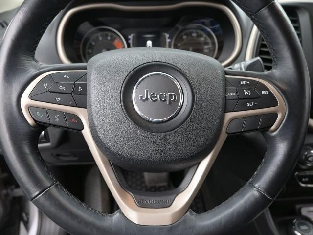2016 Jeep Cherokee Vehicle Photo in Cedar Rapids, IA 52402