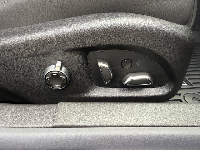 2026 Cadillac CT5 Vehicle Photo in LEOMINSTER, MA 01453-2952