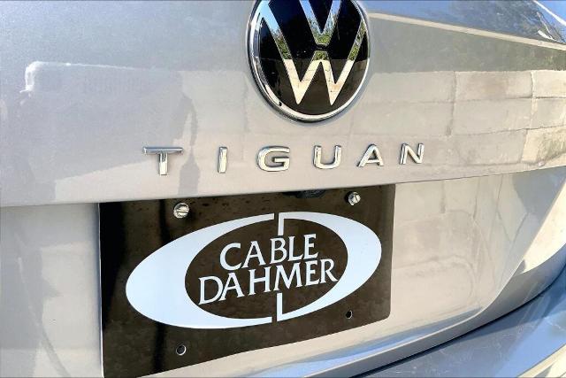 2024 Volkswagen Tiguan Vehicle Photo in Kansas City, MO 64114