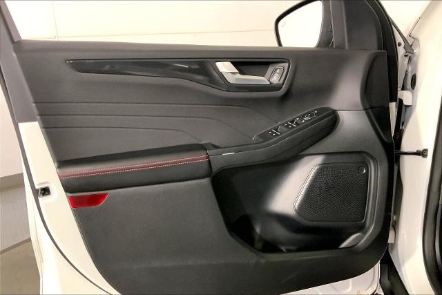 2023 Ford Escape Vehicle Photo in KANSAS CITY, MO 64114-4502