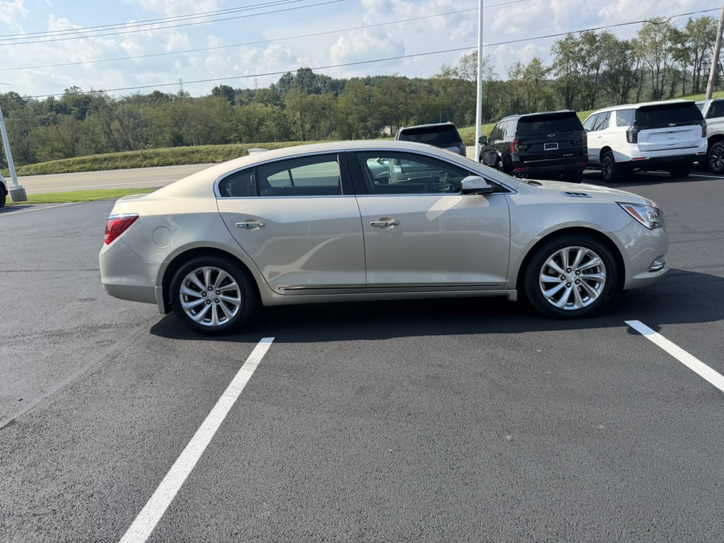 2016 Buick LaCrosse photo 7 of 34