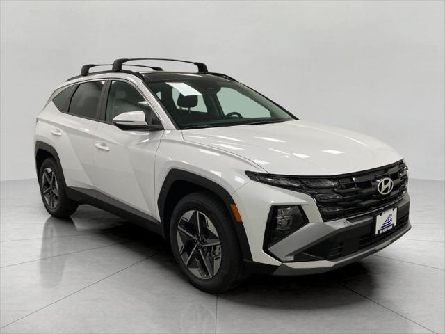 2025 Hyundai TUCSON Hybrid Vehicle Photo in Neenah, WI 54956