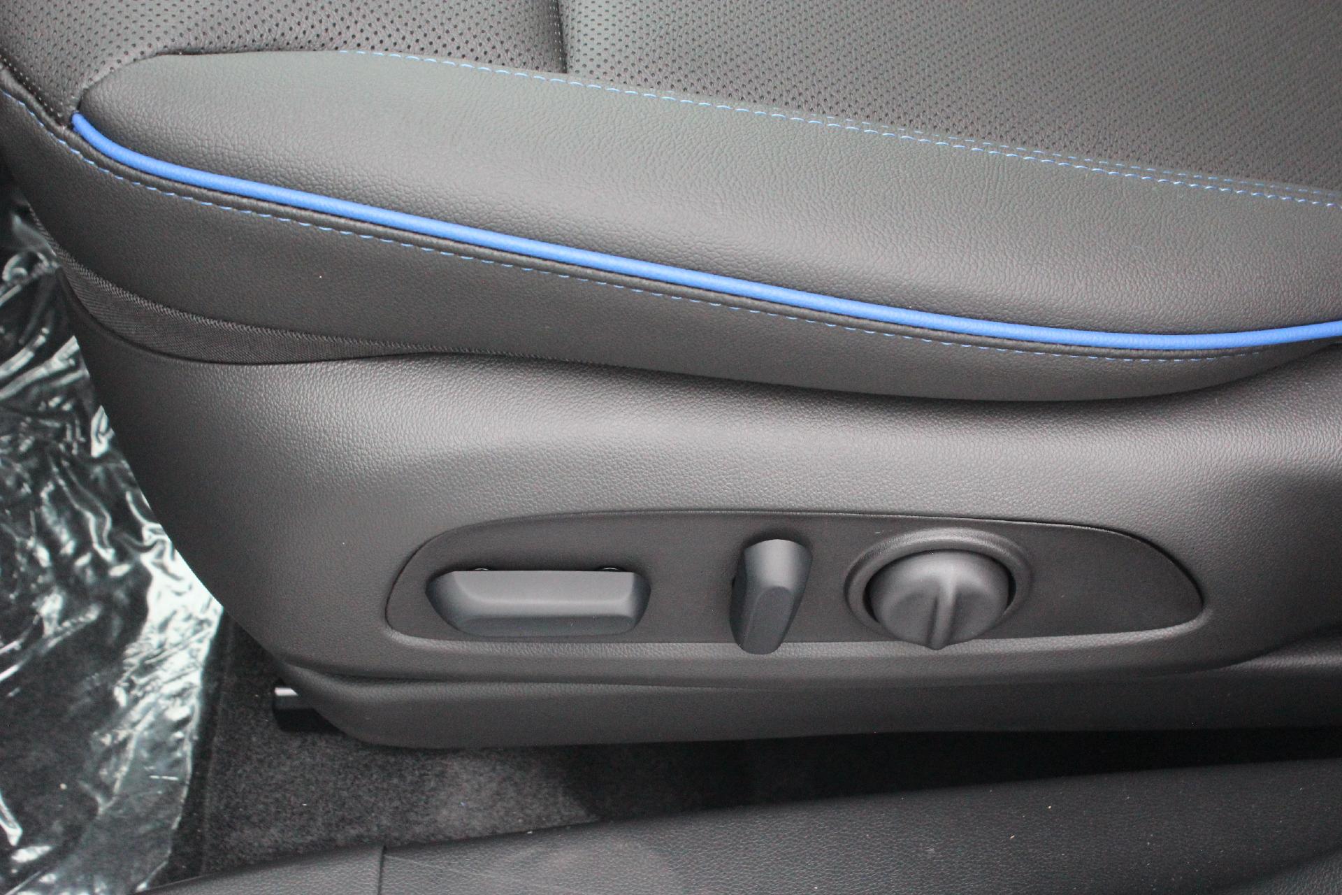 2026 Buick Encore GX Vehicle Photo in AURORA, CO 80012-4011