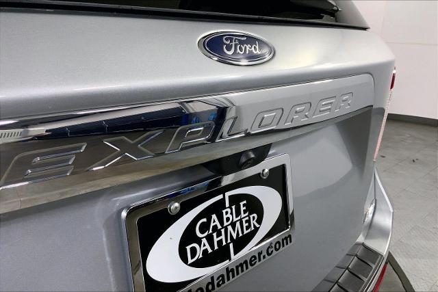 2023 Ford Explorer Vehicle Photo in KANSAS CITY, MO 64114-4502