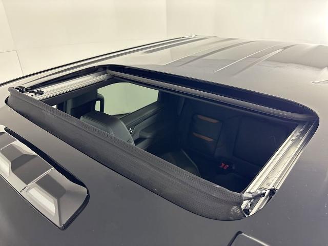 2025 GMC Sierra 3500 HD Vehicle Photo in PUYALLUP, WA 98371-4149